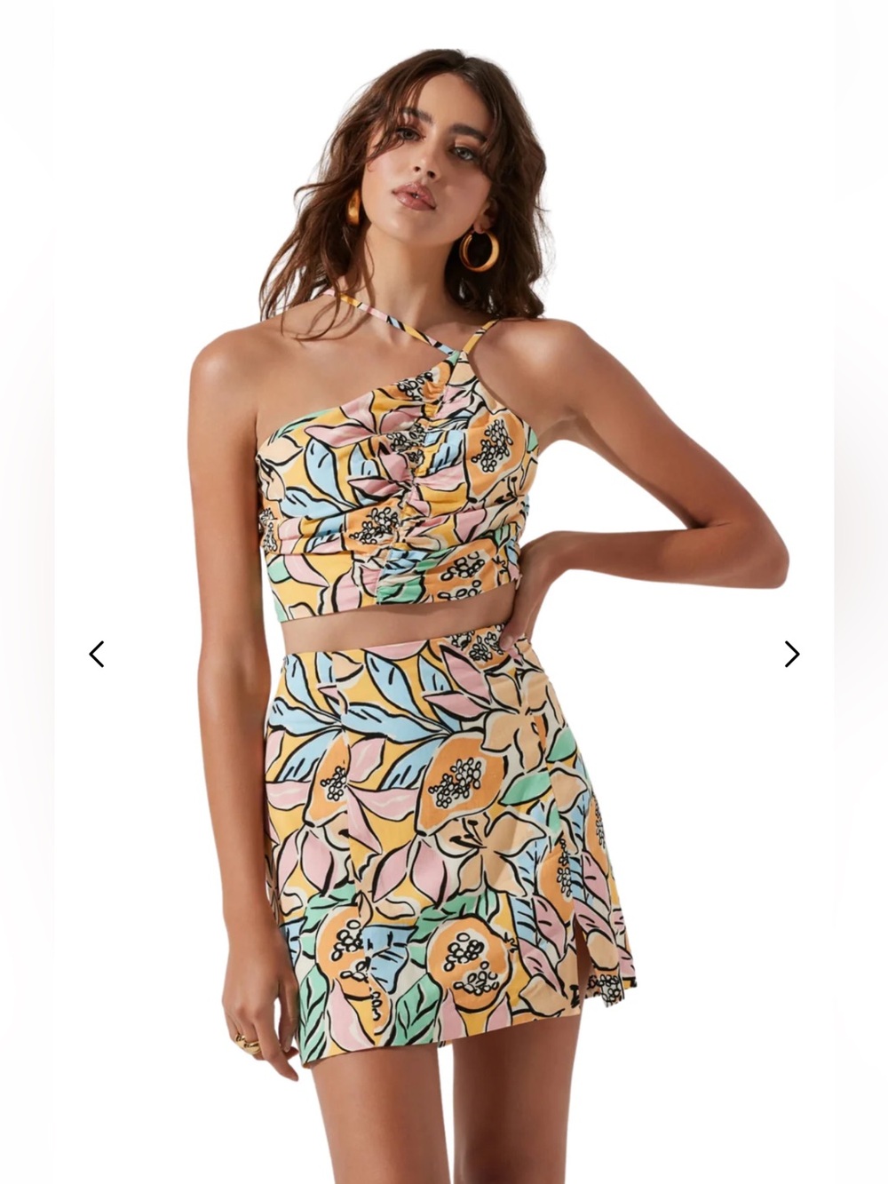 ASTR THE LABEL Covina Top & Skirt Set in Tropical Papaya